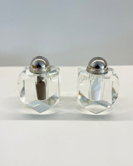 Salt & Pepper Holder