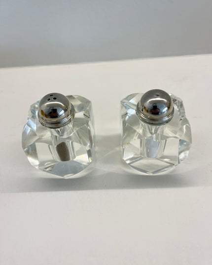 Salt & Pepper Holder